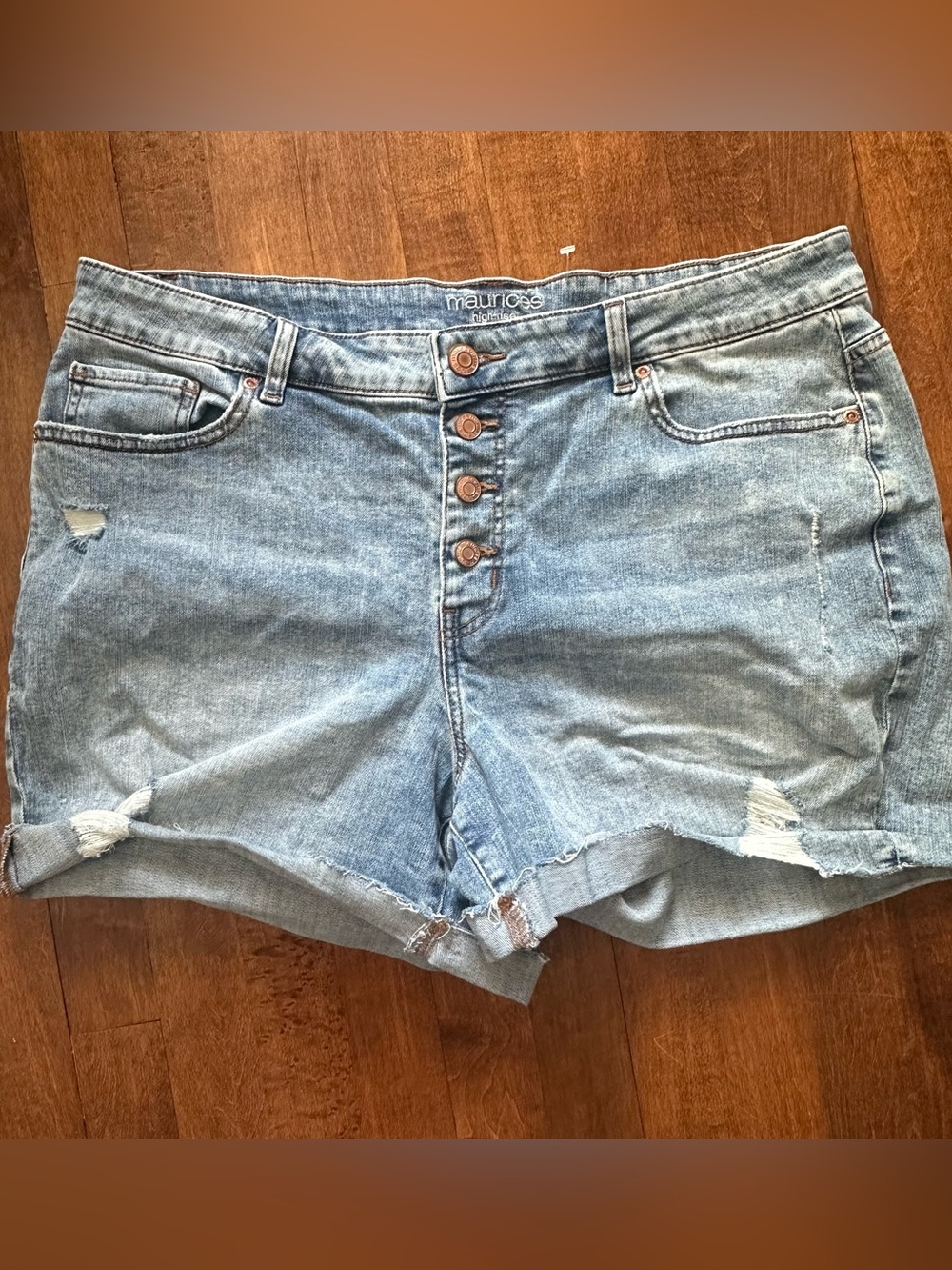 Maurice’s High Rise Acid Wash Button Jean Shorts 20W
